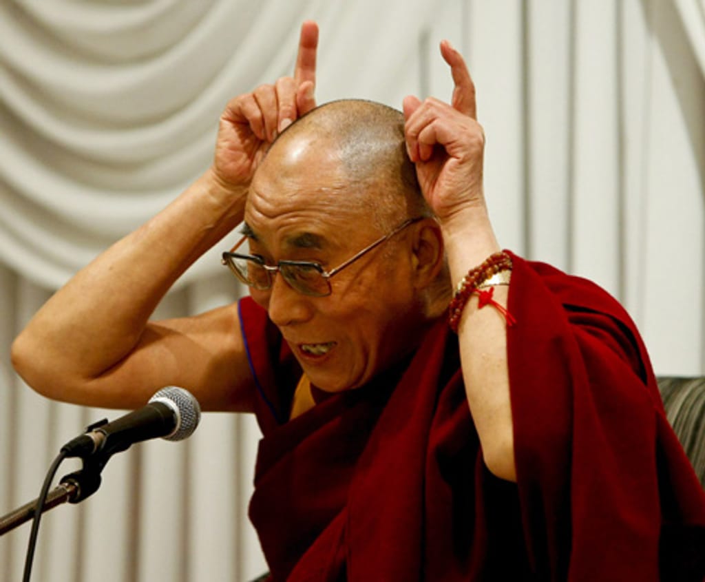 Dalai Lama dá conferência de imprensa no Japão