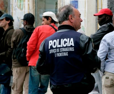 SEF deteve 11 imigrantes ilegais - TVI