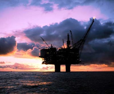 Petróleo mais caro com corte de produção da OPEP - TVI