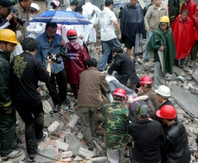 China: um ano de trabalhos forçados por divulgar imagens do sismo - TVI