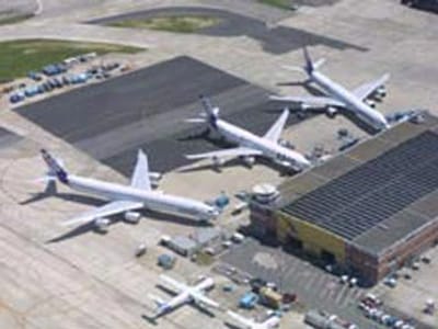 Tráfego de passageiros nos aeroportos portugueses aumenta 7,6% - TVI