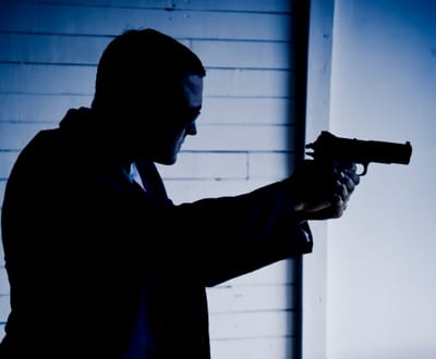 Homem armado assaltou BPI de Telheiras - TVI