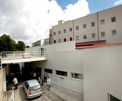 Governo assegura que acesso dos utentes ao hospital de Gaia mantém qualidade - TVI