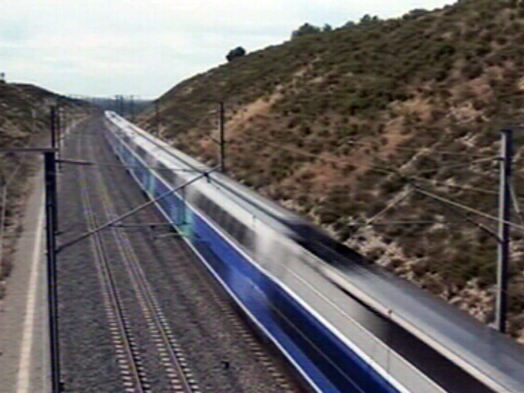 TGV: Viagem Lisboa/Porto vai custa 40 euros