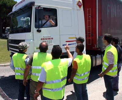 Dois camionistas atropelados em Braga - TVI