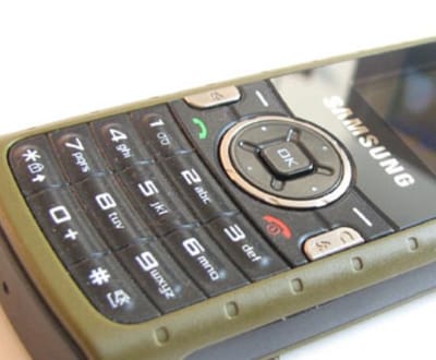 Vodafone, TMN e Sonaecom vão fornecer comunicações móveis ao Estado - TVI