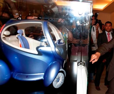 Grupo DST vai criar rede de energia para carro eléctrico - TVI
