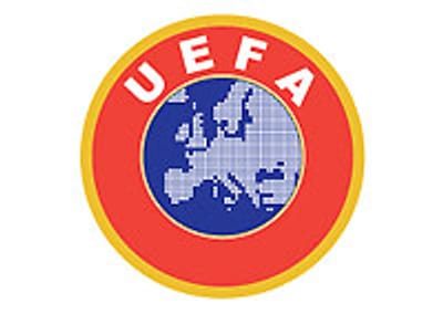 Três portugueses na equipa ideal da UEFA - TVI