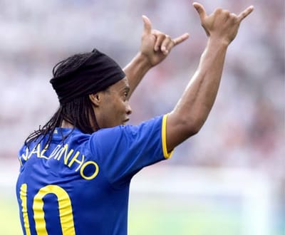 Ronaldinho vai jogar com equipa da III Divisão do México - TVI