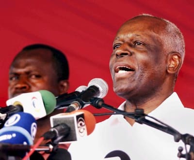 Angola: Crise obriga a «reajustamento» no Orçamento - TVI