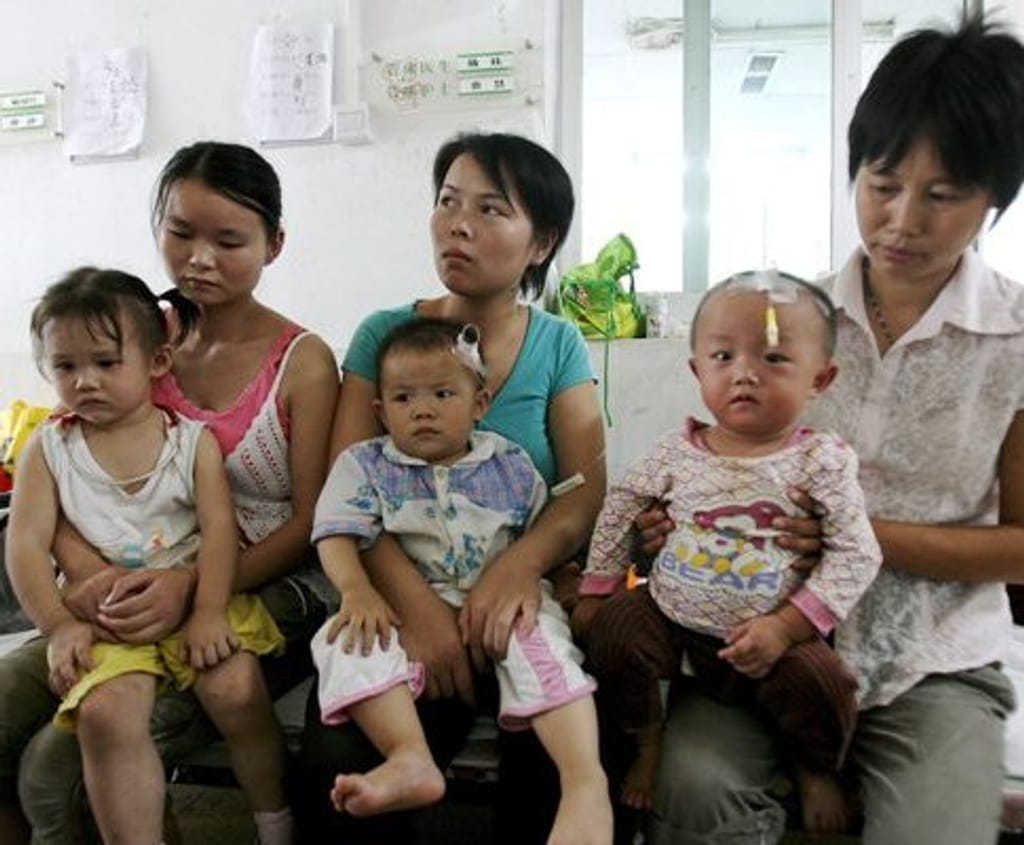 Milhares de crianças afectadas por leite adulterado na China