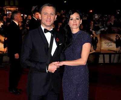 007 chegou a Londres de braço ao peito (fotos) - TVI