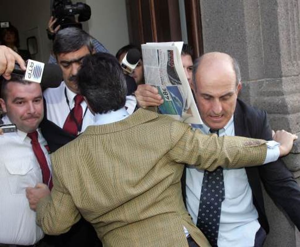 José Manuel Coelho impedido de entrar na Assembleia Legislativa da Madeira