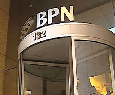 BdP e BPN recusam enviar documentação à comissão de inquérito - TVI