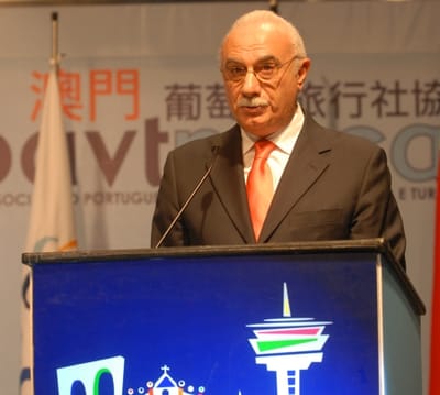 Macau deve ser porta de entrada no Oriente e de saída para Portugal - TVI