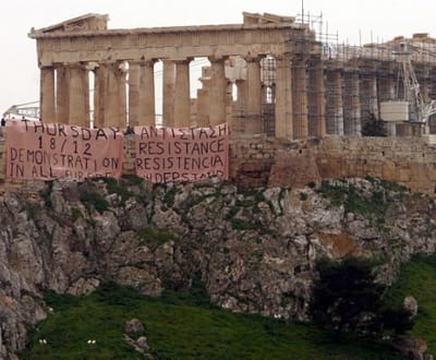 Protestos na Grécia chegam à Acrópole - TVI
