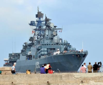 Navios de guerra russos chegam a Cuba - TVI