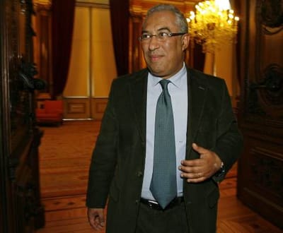 António Costa assina acordo com Sá Fernandes - TVI