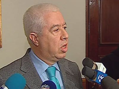 Teixeira dos Santos recusa responder pelos actos de gestão da CGD - TVI