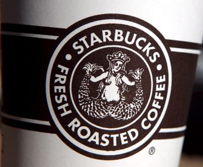 Starbucks reduz custos e rompe com «costumes» - TVI