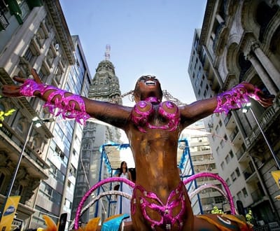 Começou o carnaval mais longo do mundo (fotos) - TVI