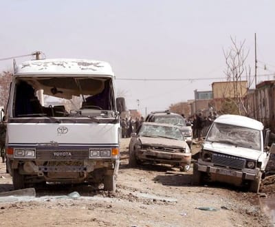 Bomba na estrada mata sete civis - TVI