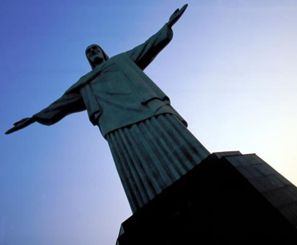 Cristo Redentor, um dos monumentos mais admirados e visitados da cidade do Rio de Janeiro