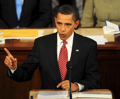 Obama anuncia ajuda aos construtores automóveis - TVI
