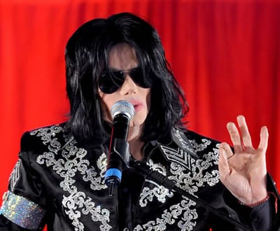 Mãe de Michael Jackson fica com os netos - TVI