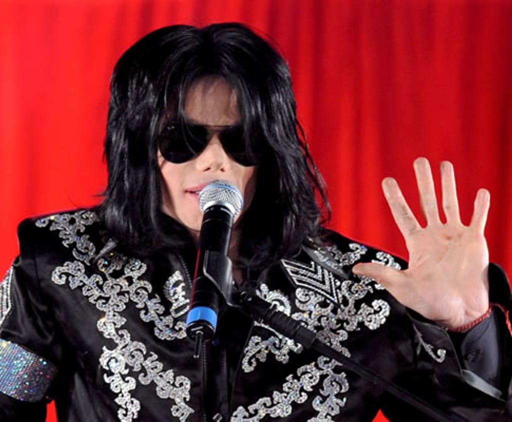 Michael Jackson anuncia concertos em Londres (EPA)