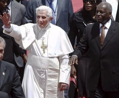 Bento XVI apela ao fim da submissão africana - TVI