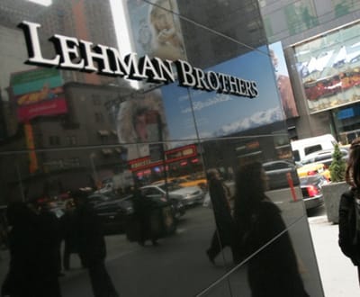 Bancos compram produtos Lehman Brothers com desconto - TVI