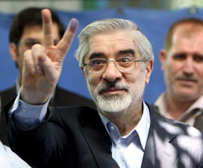 Teerão: um morto em manif proibida pró-Moussavi - TVI
