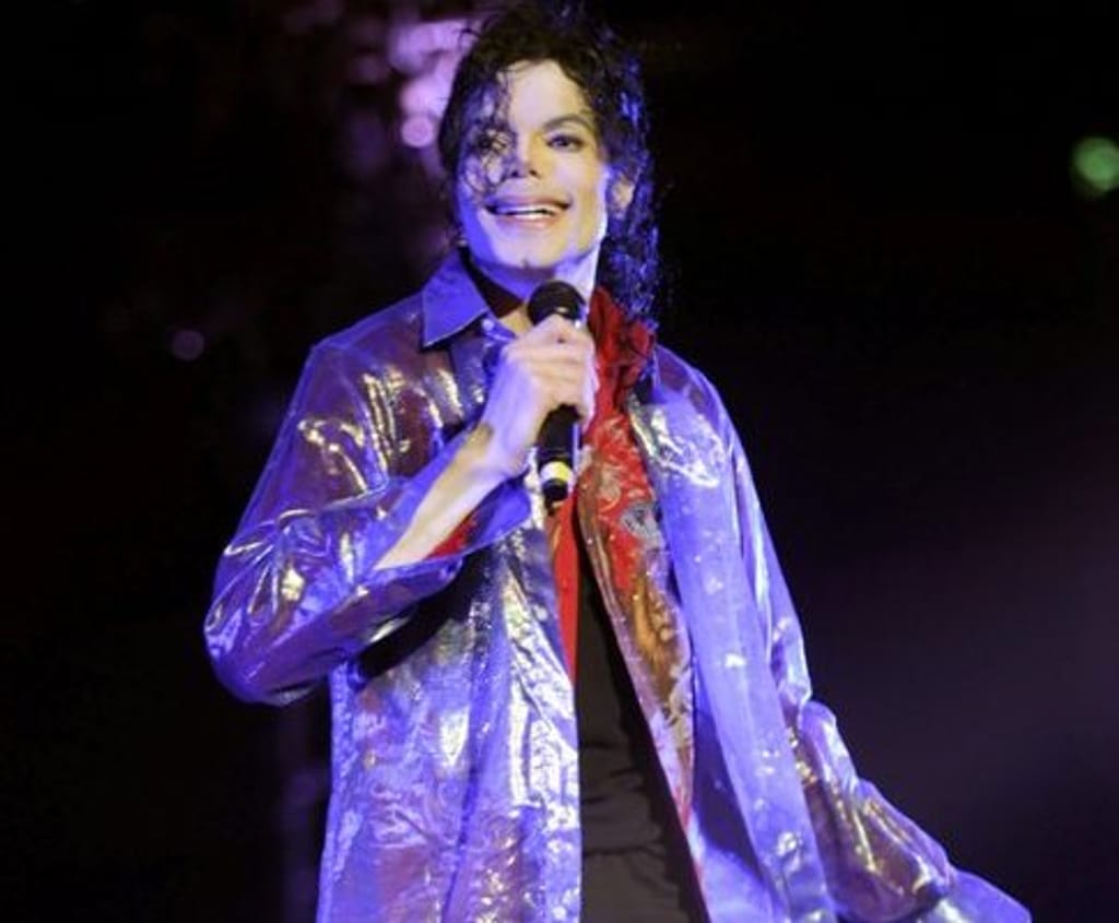Michael Jackson a 23 de Junho numa foto divulgada pela promotora AEG