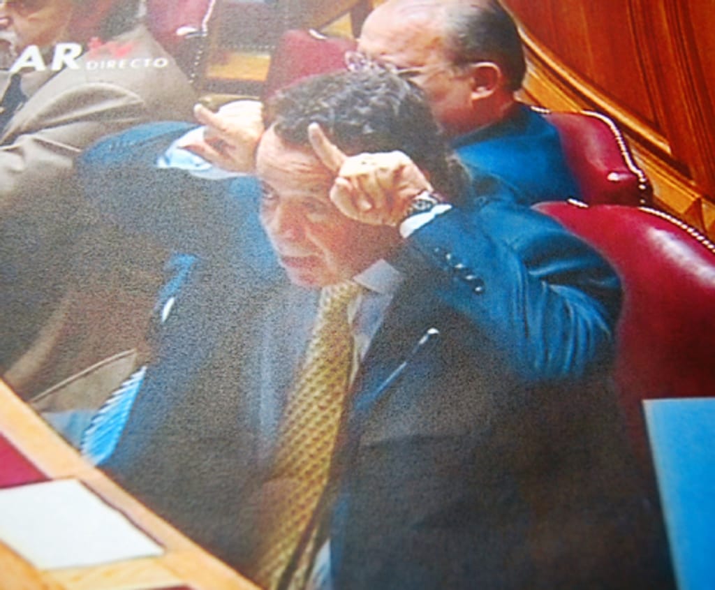 Manuel Pinho no debate no Parlamento