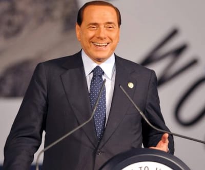 115 mil assinaturas contra Berlusconi - TVI