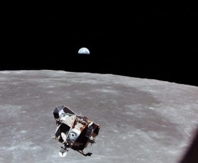 NASA confirma água na Lua mas não sabe qual a origem - TVI
