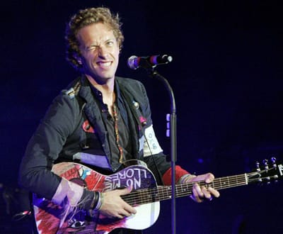 Coldplay com tributo acústico a Adam Yauch e Michael Jackson - TVI