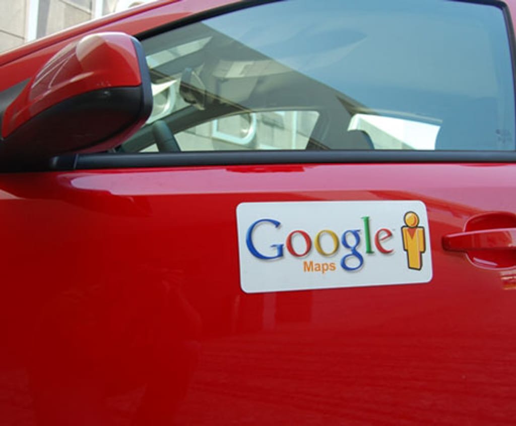 Carro que retira imagens para o Google Street View