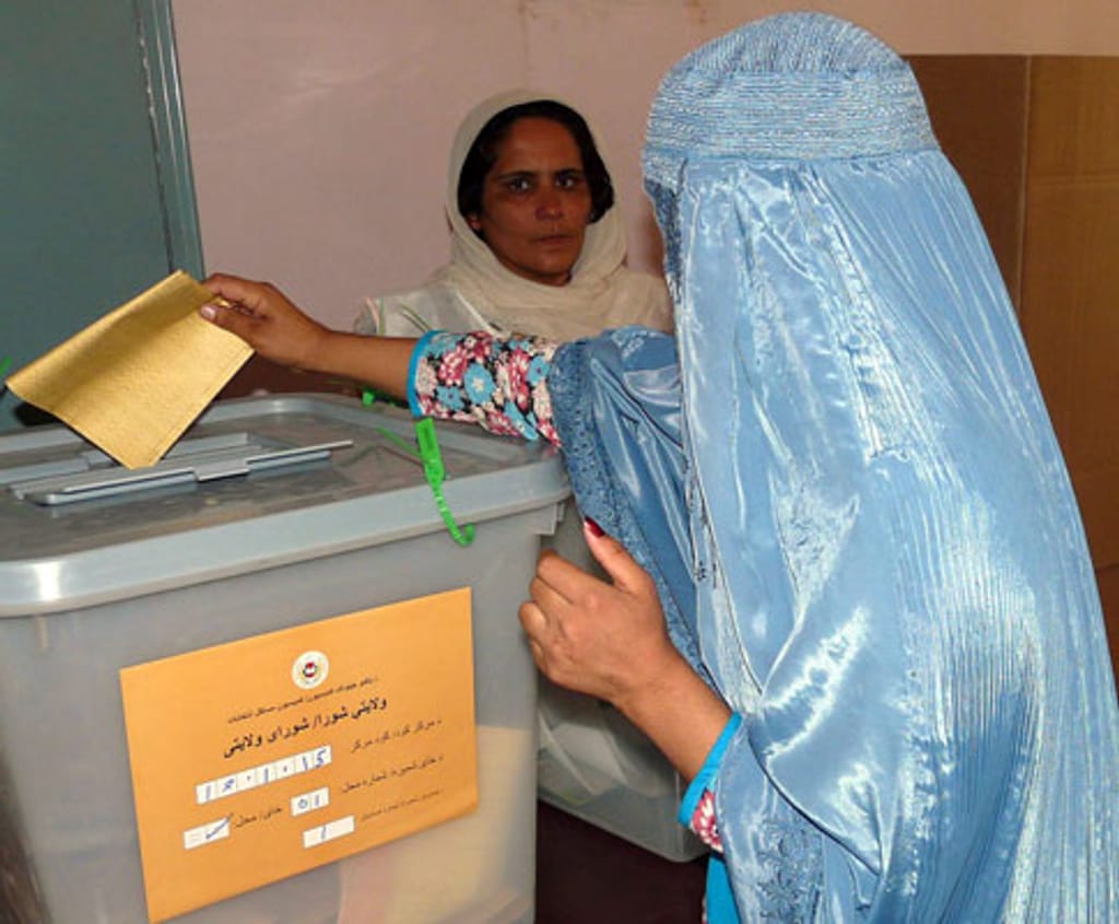 Dia de eleições no Afeganistão - EPA/JAWED KARGAR