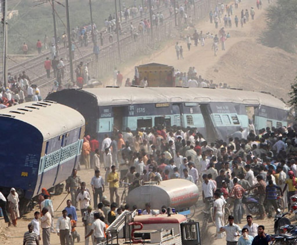 Acidente ferroviário na Índia