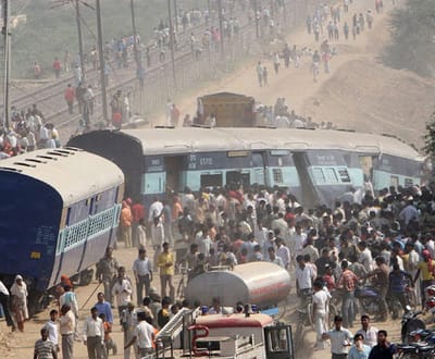 Índia: acidente ferroviário faz 21 mortos - TVI