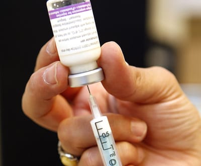 Gripe: mais de 200 mil pessoas já se vacinaram - TVI