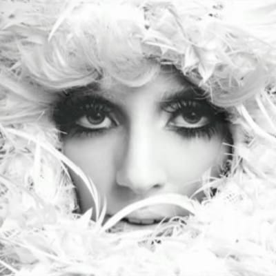 Lady Gaga estreou nova música (vídeo) - TVI