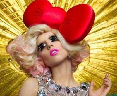 Lady Gaga em versão Hello Kitty - TVI