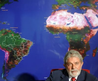 Lula vai «conversar» com Chávez e Uribe - TVI