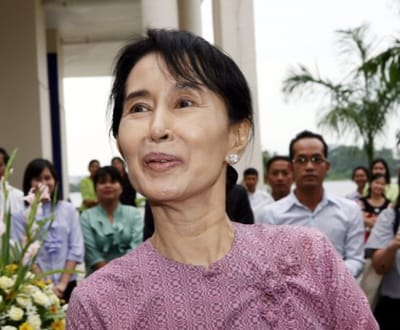 Apesar de autorizada, Aung San Suu Kyi não vota - TVI