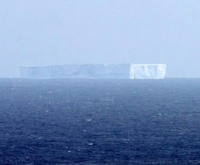 Iceberg gigante «perto» da Austrália - TVI