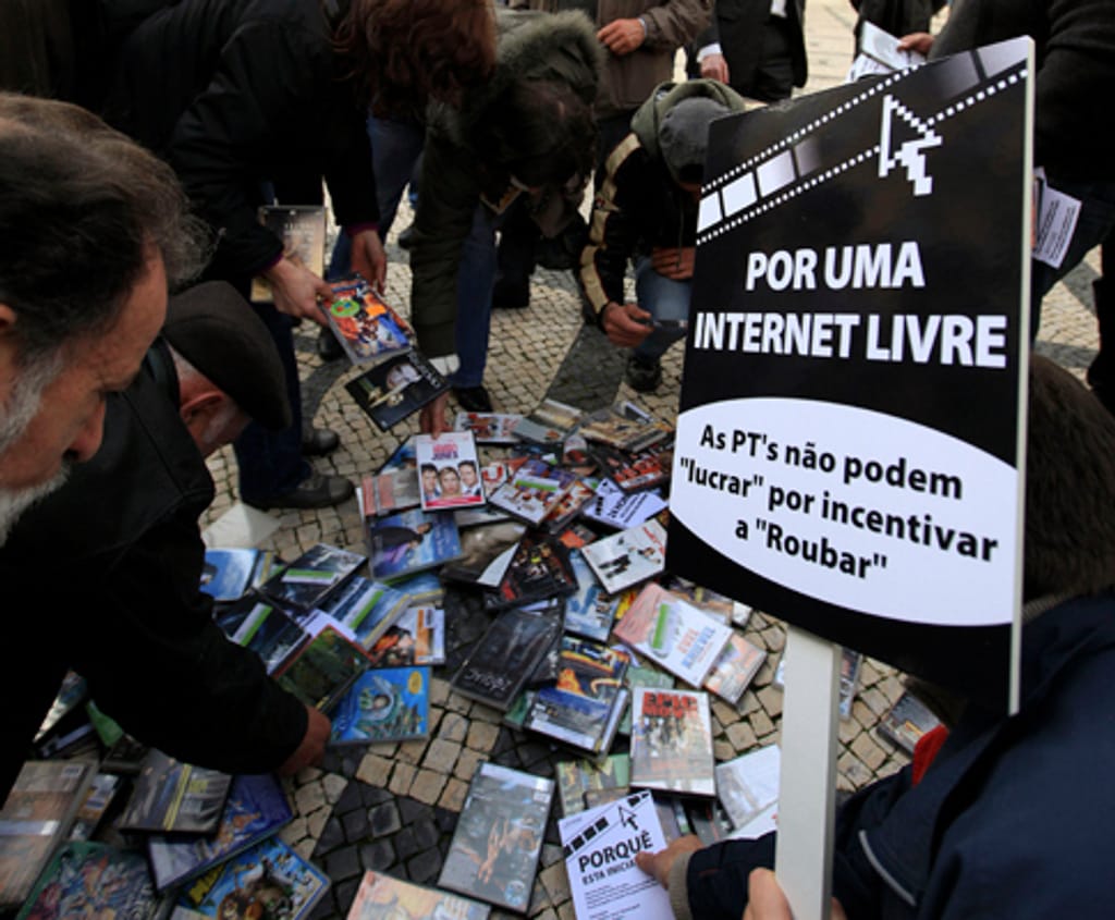 Protesto contra a pirataria na internet