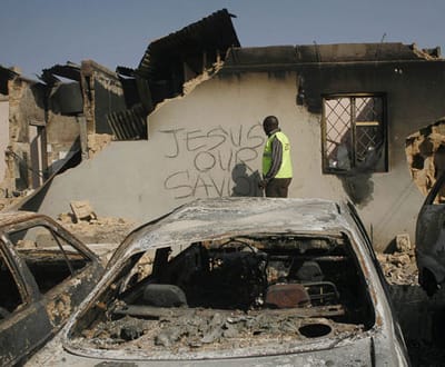 Nigéria: encontrados mais 150 mortos vítimas de violência religiosa - TVI